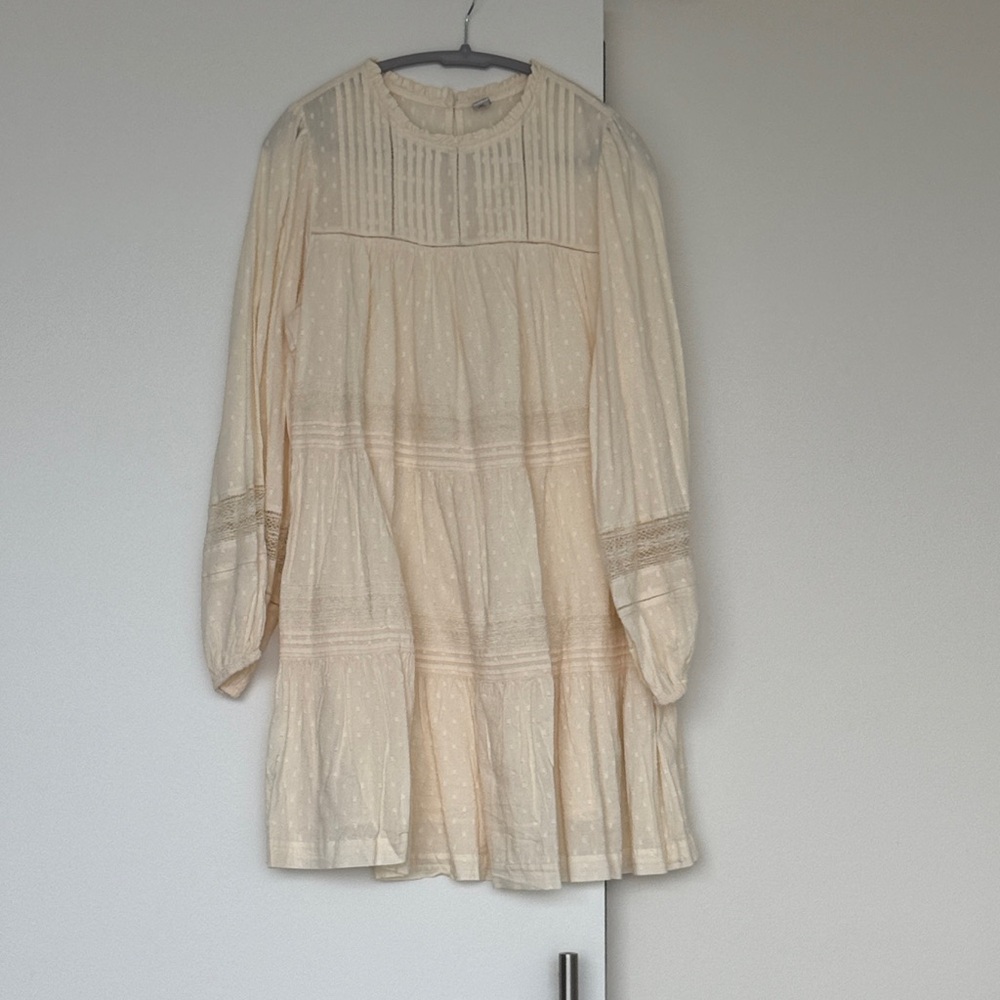 Old Navy Cream Long Sleeve Dress